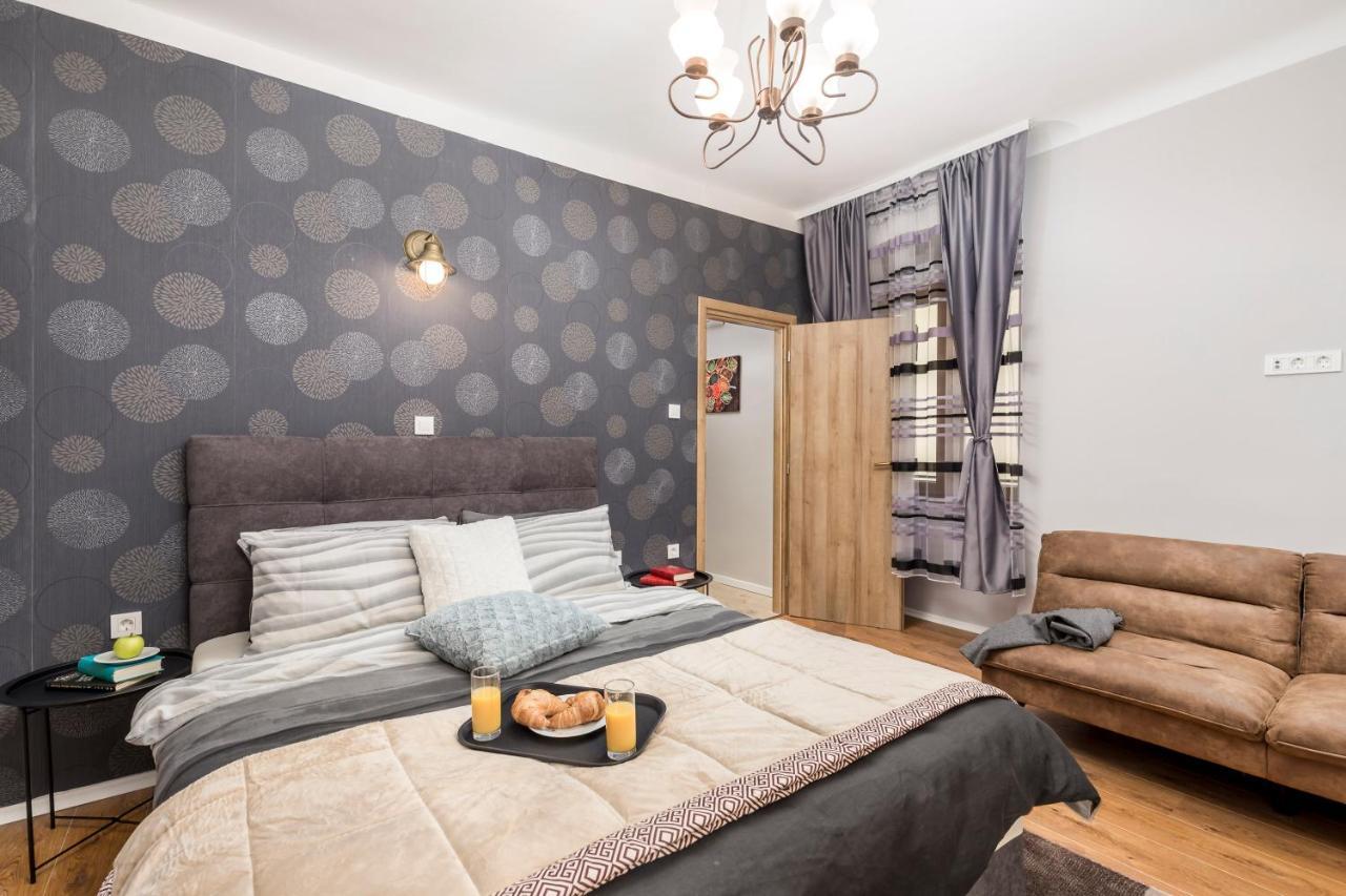 4 Season Apartments Rijeka Extérieur photo