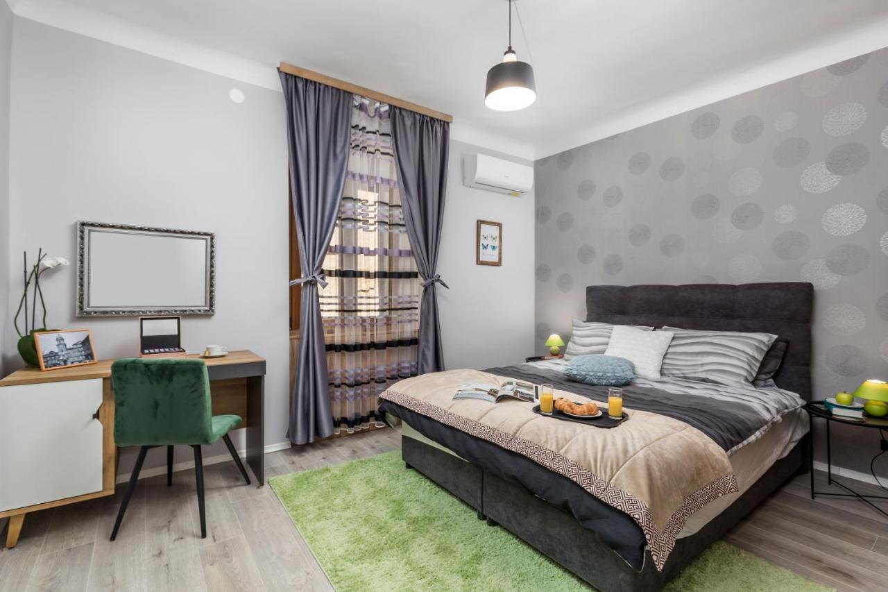 4 Season Apartments Rijeka Extérieur photo