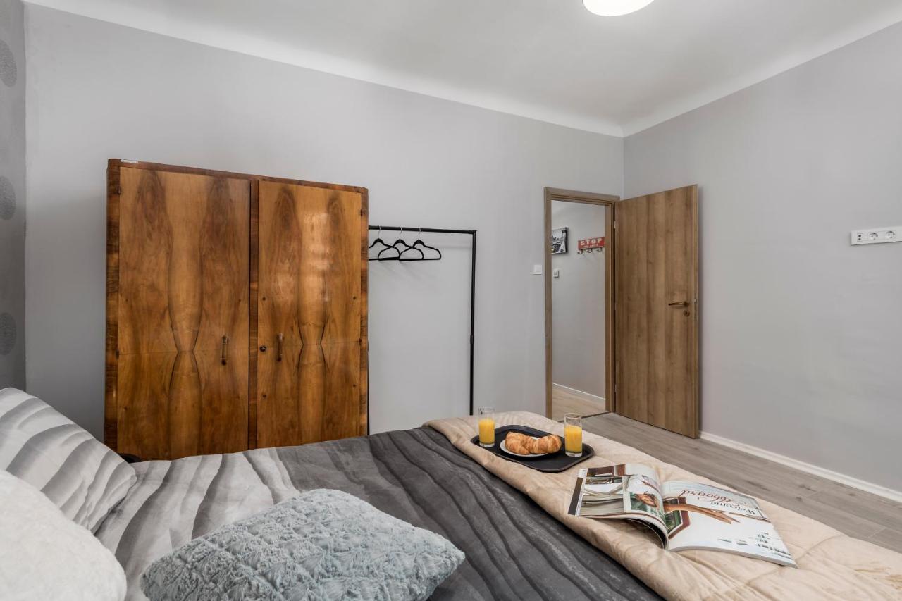 4 Season Apartments Rijeka Extérieur photo